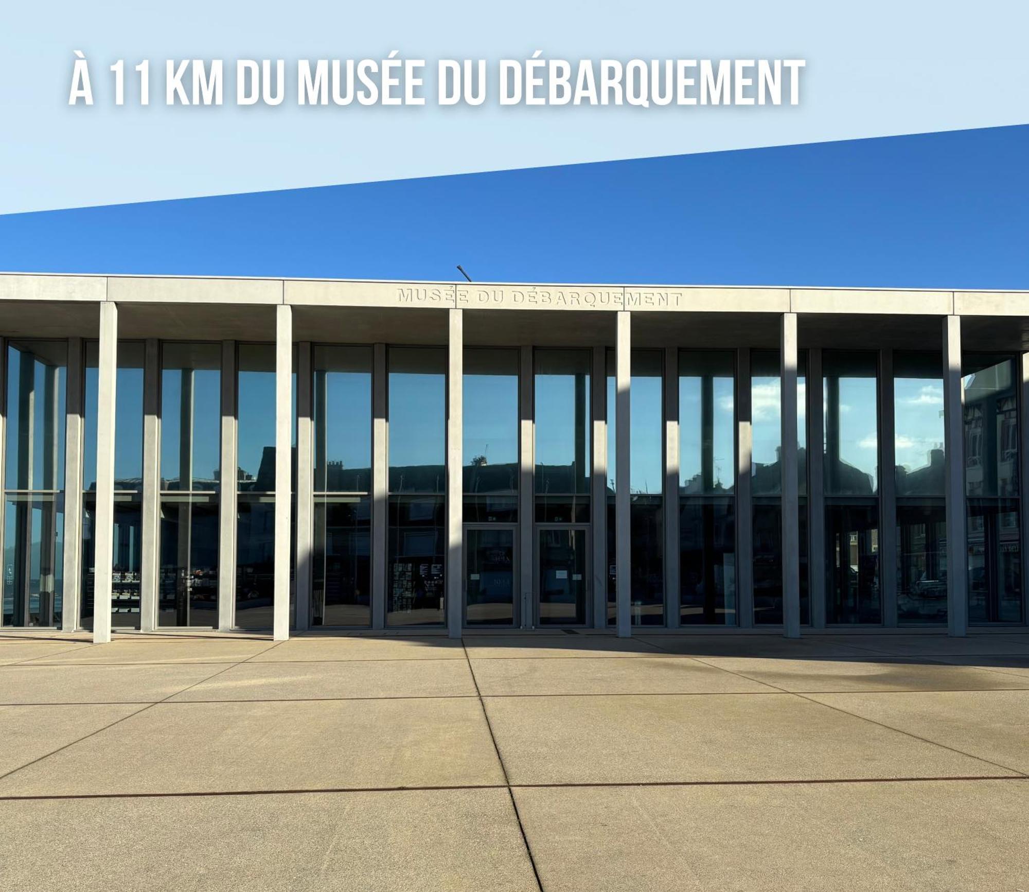 Les Combles De L Aure Grand Studio Cosy Confortable Classe 3 Etoiles Centre Bayeux 2 Mn A Pied Cathedrale Proche Plages Du Debarquement Екстериор снимка